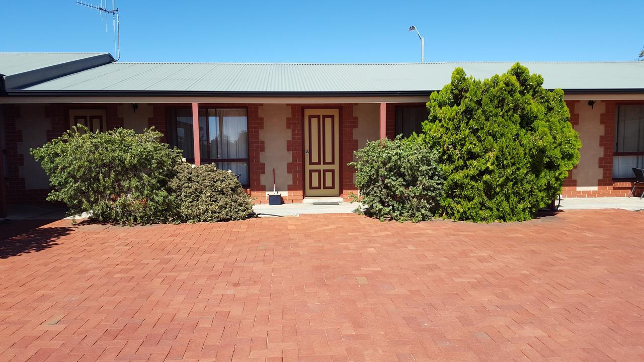 Gateway Motor Inn - Self Check-In Broken Hill Exterior photo